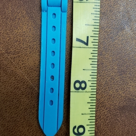 GENEVA Quartz Watch Unused NWOT
Silicone Blue - Picture 10 of 10